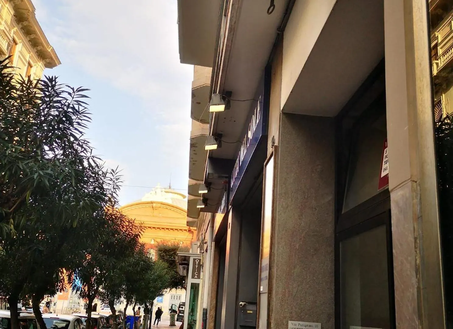 Al Teatro Rooms Bari İtalya