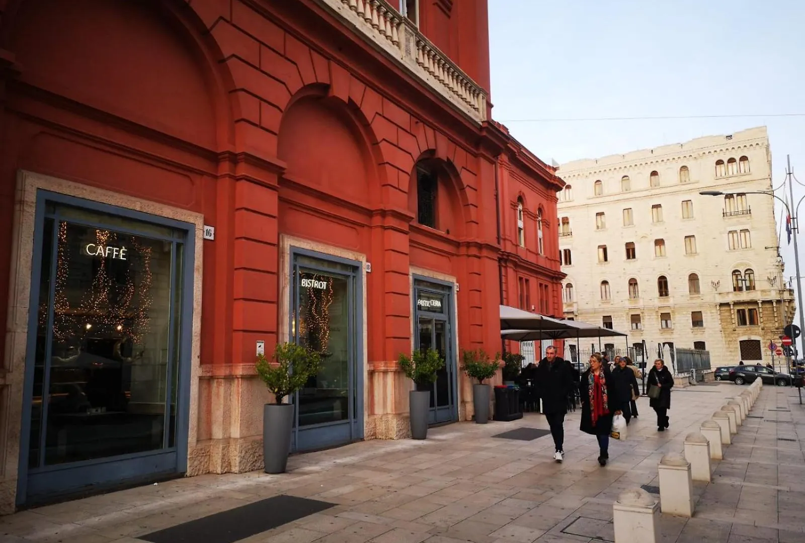Affittacamere Al Teatro Rooms Bari Italia